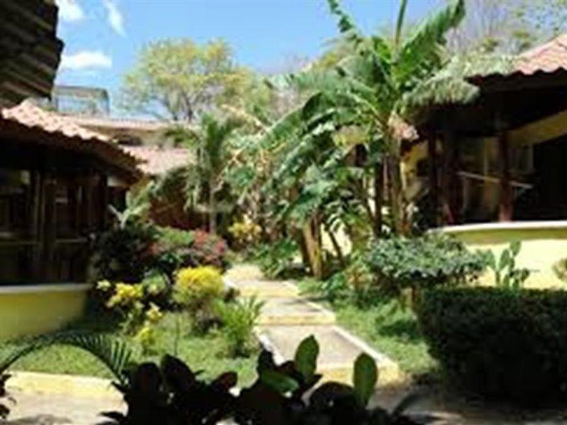 Hotel El Milagro Tamarindo Exterior foto